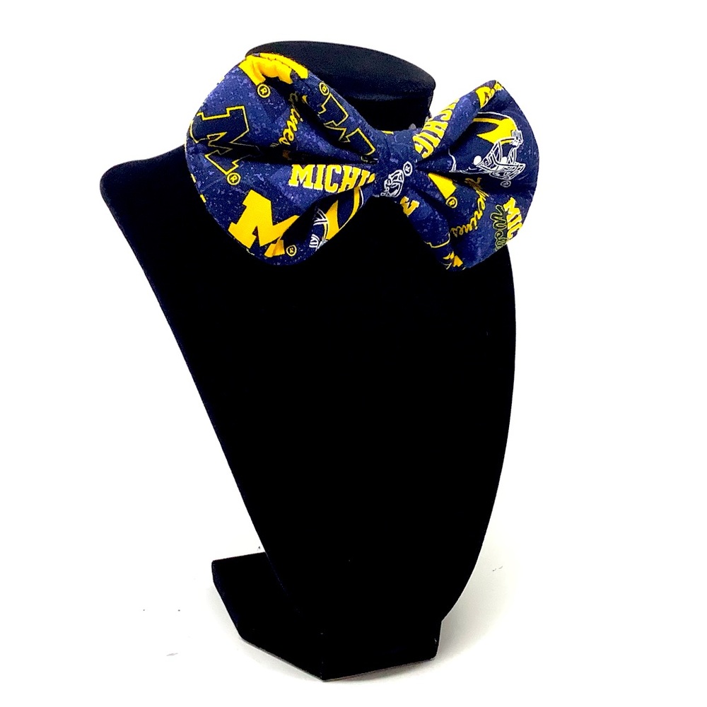 University of Michigan Handcrafted Bow Tie - 01